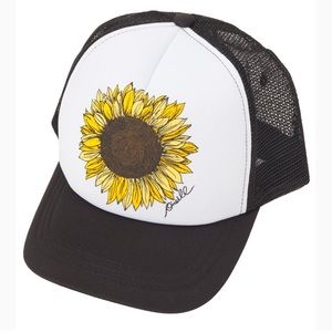 LIKE NEW O'Neil sunflower hat